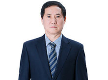 张路灯-医生头像