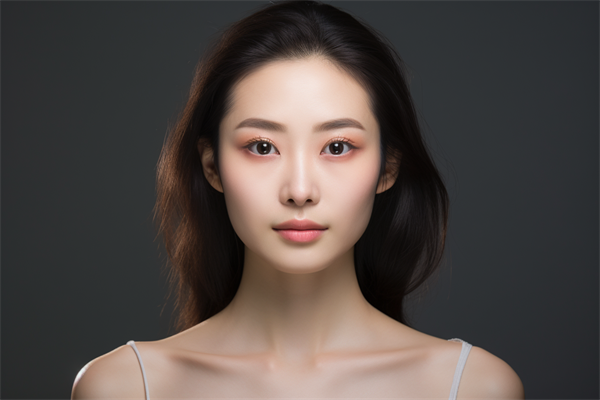妈妈臀困扰?昆明臀部吸脂TOP5医院特色对比与术后护理指南
